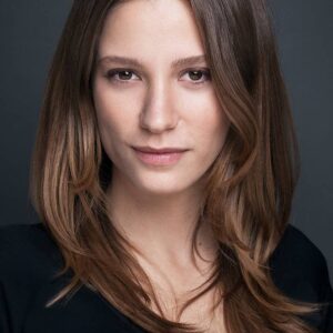 تصویر هنرمند Serenay Sarıkaya