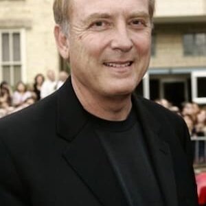 تصویر هنرمند James Keach