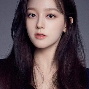 تصویر هنرمند Yoon Ye-joo