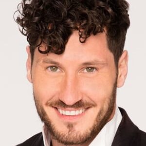 تصویر هنرمند Val Chmerkovskiy