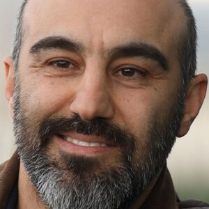 تصویر هنرمند Mohsen Tanabandeh تصویر هنرمند Mohsen Tanabandeh