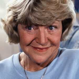 تصویر هنرمند Dora Bryan