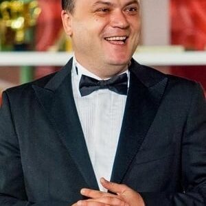 تصویر هنرمند Leonid Doni