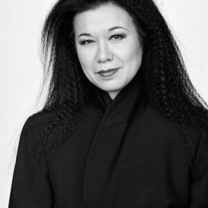 تصویر هنرمند Eiko Ishioka