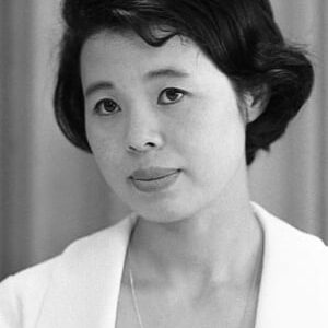 تصویر هنرمند Etsuko Ichihara
