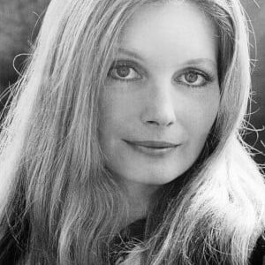 تصویر هنرمند Catherine Schell