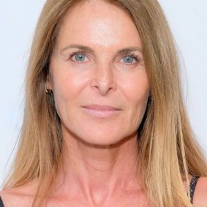 تصویر هنرمند Catherine Oxenberg