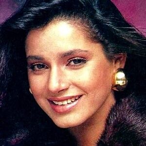 تصویر هنرمند Neelam Kothari