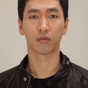 تصویر هنرمند Jeong Han-bin تصویر هنرمند Jeong Han-bin