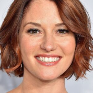 تصویر هنرمند Chyler Leigh