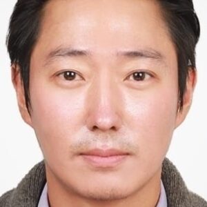تصویر هنرمند Lee Taek-geun