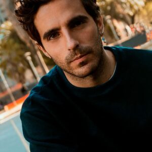 تصویر هنرمند Gastón Frías تصویر هنرمند Gastón Frías