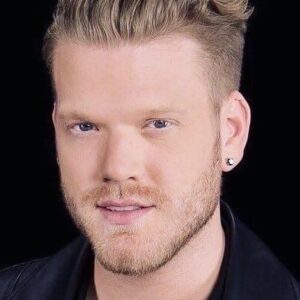 تصویر هنرمند Scott Hoying