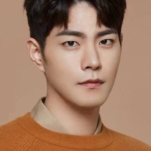 تصویر هنرمند Hong Jong-hyun