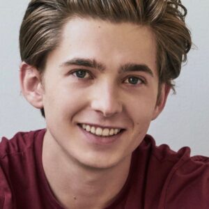 تصویر هنرمند Austin Abrams