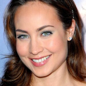 تصویر هنرمند Courtney Ford