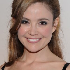 تصویر هنرمند Reiko Aylesworth