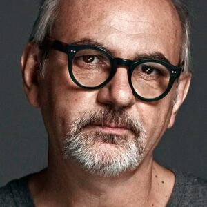 تصویر هنرمند Luis Gnecco تصویر هنرمند Luis Gnecco