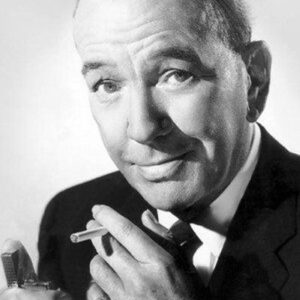 تصویر هنرمند Noël Coward