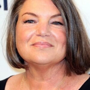 تصویر هنرمند Mindy Cohn تصویر هنرمند Mindy Cohn