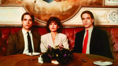 Teaser for Dead Ringers